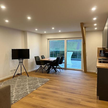 Moselappartements By Weingut Marco Adamy Losnich Exterior photo