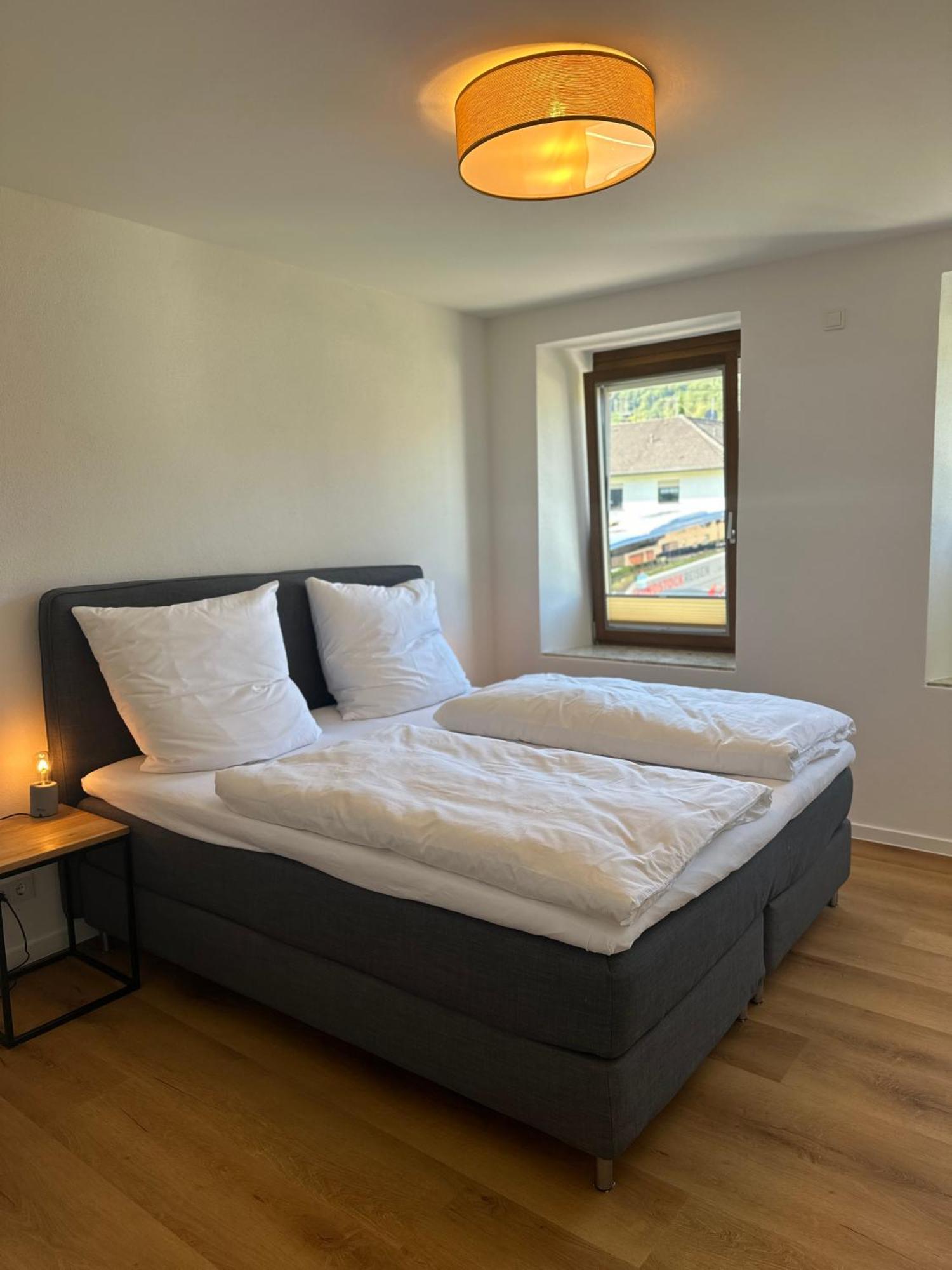 Moselappartements By Weingut Marco Adamy Losnich Exterior photo