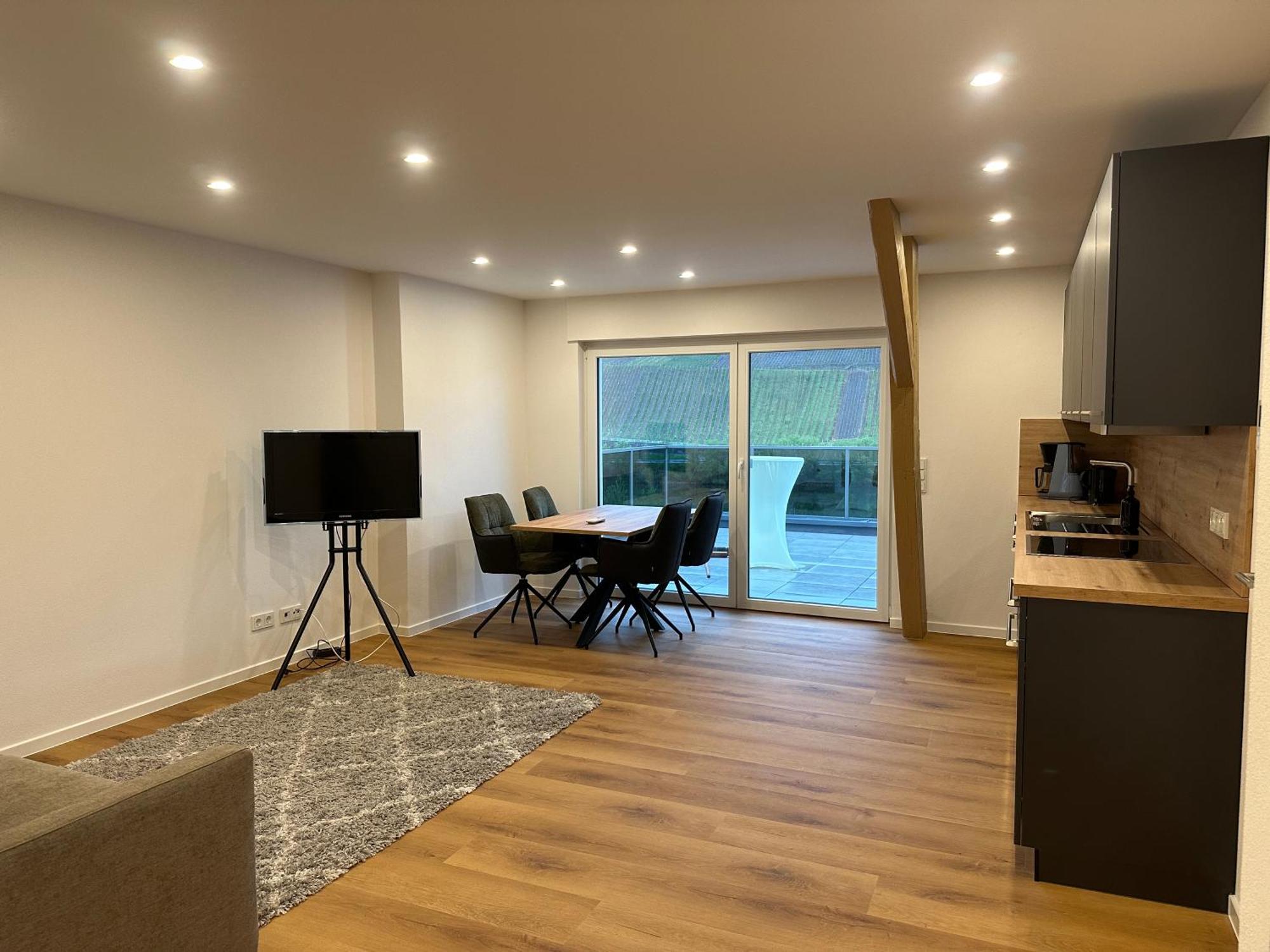 Moselappartements By Weingut Marco Adamy Losnich Exterior photo